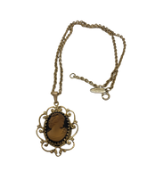 Load image into Gallery viewer, Vintage Whiting Davis Cameo Necklace
