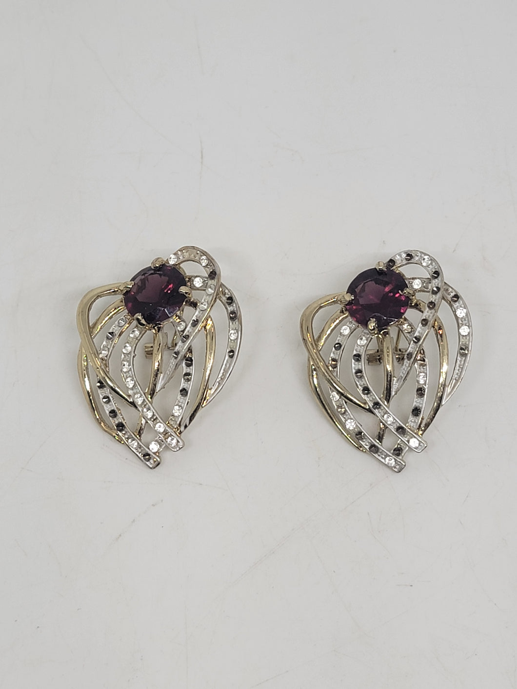 Beautiful Glass Pierced Earrings