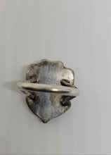 Load image into Gallery viewer, Vintage Sterling Turquoise Ring
