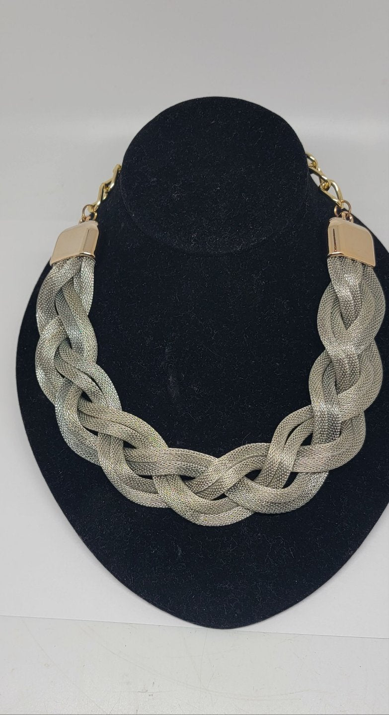 Mesh Braid Necklace