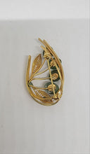 Load image into Gallery viewer, Vintage Brooch
