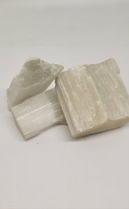 Medium Selenite