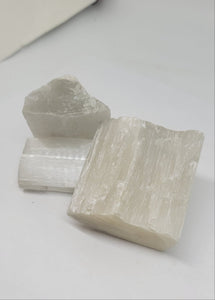 Medium Selenite