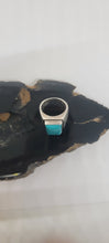 Load image into Gallery viewer, Vintage Sterling Stone Ring
