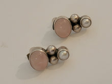 Load image into Gallery viewer, Pink Quartz and Pearl Sterling Earring
