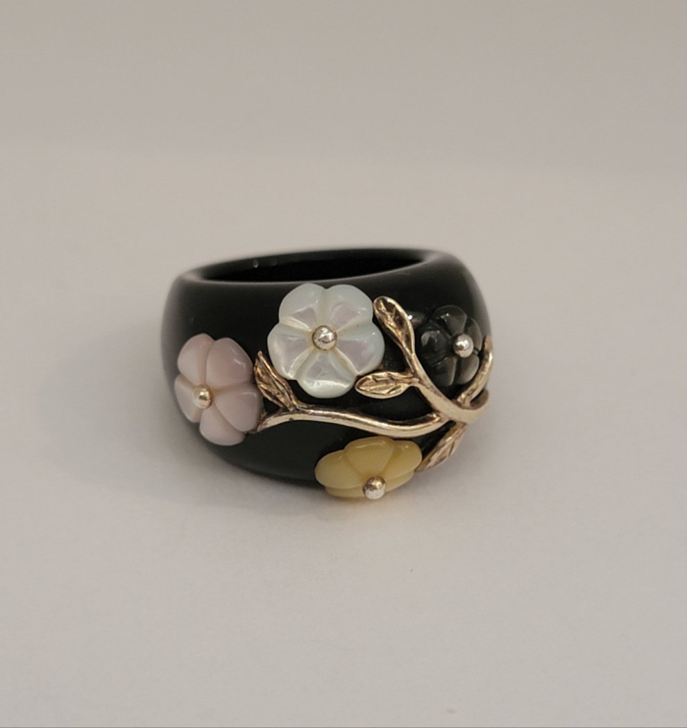 Beautiful Onyx Ring