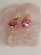 Load image into Gallery viewer, Pink Rhinestone Earrings
