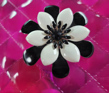 Load image into Gallery viewer, Vintage Black and White Flower Brooch
