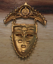 Load image into Gallery viewer, Vintage Avon Face Brooch
