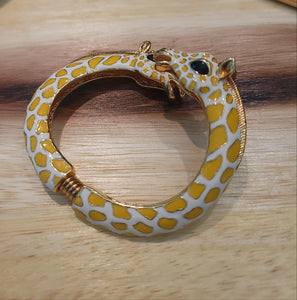 KJL Enamel Giraffe