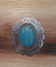 Load image into Gallery viewer, Vintage Mexican Brooch
