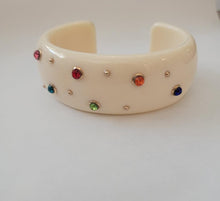 Load image into Gallery viewer, Chunky Rhinestone Cuff
