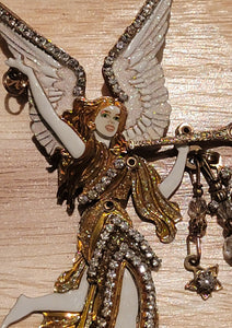 LATR Articulated Angel