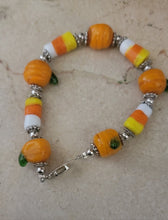 Load image into Gallery viewer, Vintage Glass Pumpkin Bracelet
