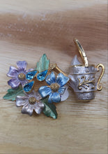 Load image into Gallery viewer, Signed Rhinestone Garden Brooch
