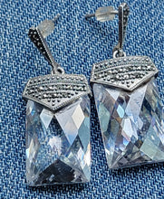 Load image into Gallery viewer, Deco style Quartz Earrings
